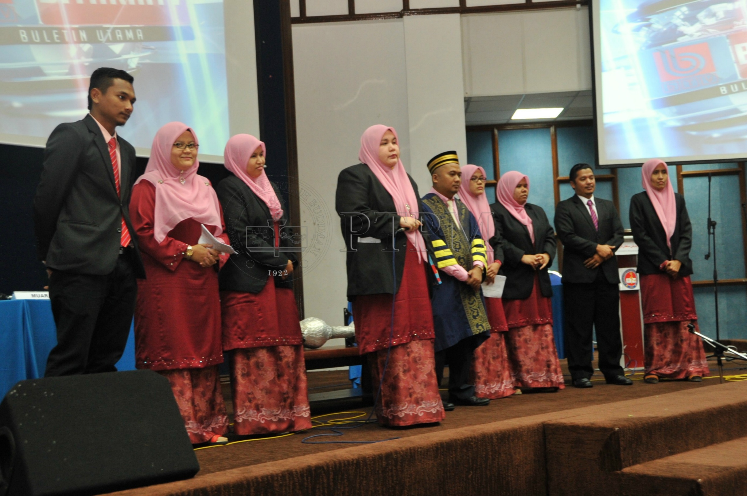 PRO 14 126 KIKPRO 2487